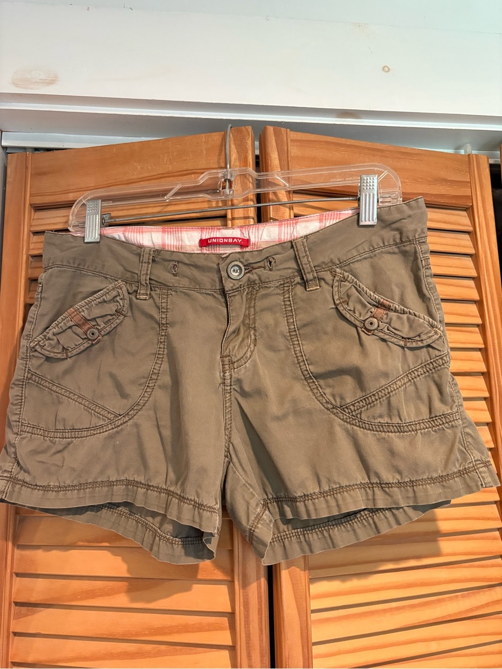 Y2K UNIONBAY Tan Cargo Shorts Low Rise Utility Grunge Gorpcore Women's Sz 7